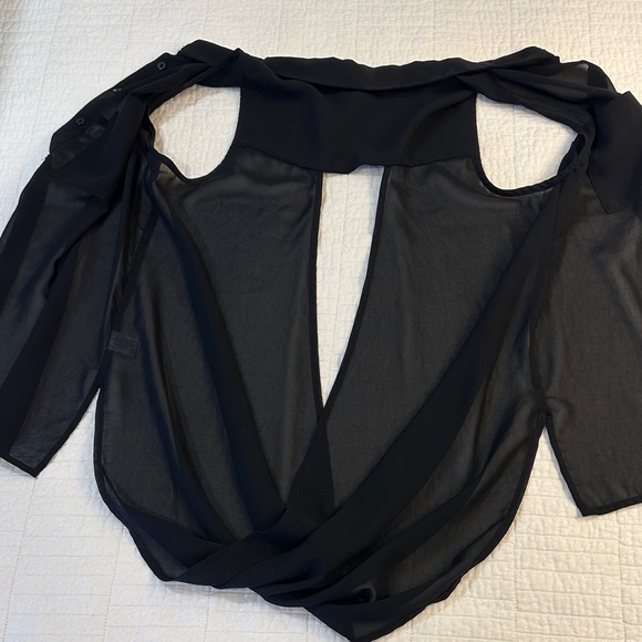 L’Amour Nanette Lepore Small Sleeveless Black Sheer Button-Up Top - Picture 5 of 5